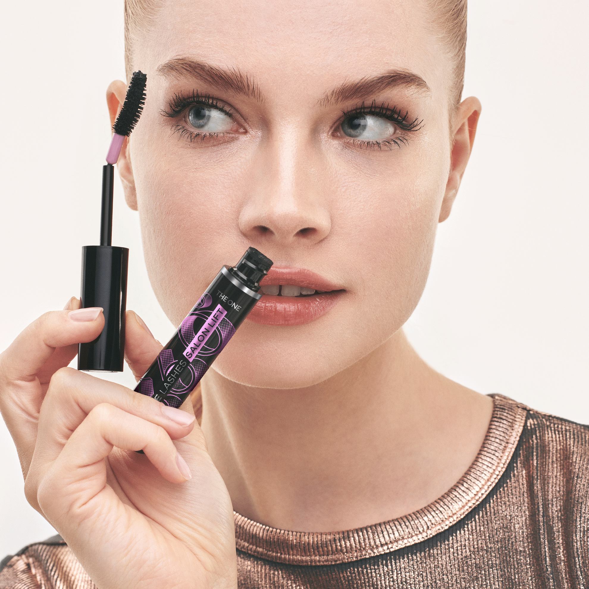 mascara pliable false lashes salon lift 360 the one mascara pliable false lashes salon lift 360 the one