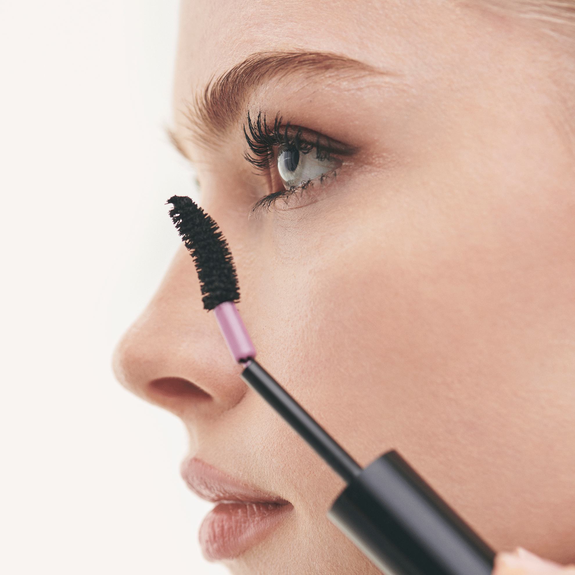 mascara pliable false lashes salon lift 360 the one mascara pliable false lashes salon lift 360 the one